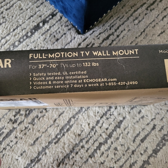 New, Echogear FullMotion TV mount - Picture 2 of 3